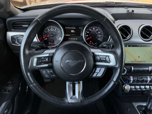 Used 2018 Ford Mustang GT Premium image 15