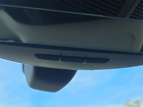 Certified 2025 Mercedes-Benz GLE 450e 4MATIC image 27