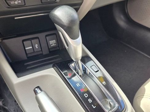 Used 2014 Honda Civic EX-L image 25