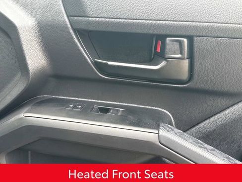 Used 2025 Toyota Tacoma SR5 w/ SR5 Upgrade Package image 21