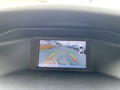 Used 2015 Ford Focus SE w/ Reverse Sensing Package FWD image 25