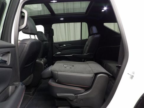 Used 2025 Chevrolet Traverse RS w/ LPO, Floor Liner Package AWD/4WD image 56