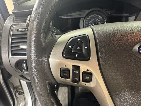 Used 2019 Ford Flex SEL AWD/4WD image 26