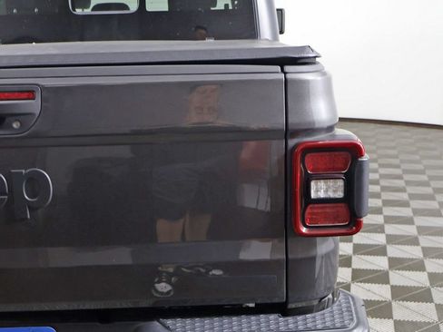 Used 2021 Jeep Gladiator Sport AWD/4WD image 14