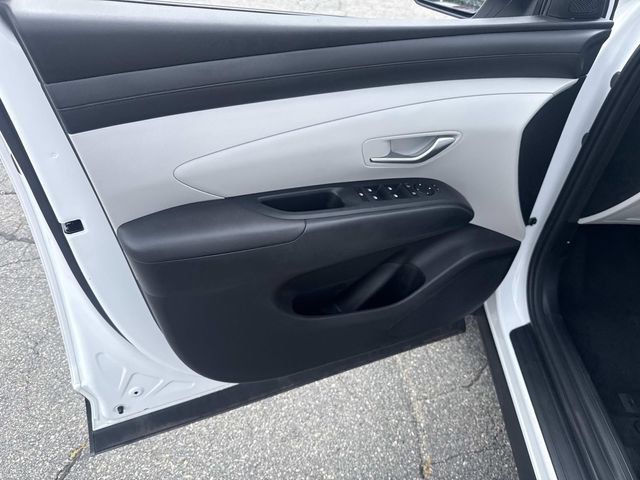 Used 2025 Hyundai Tucson SEL AWD/4WD image 19