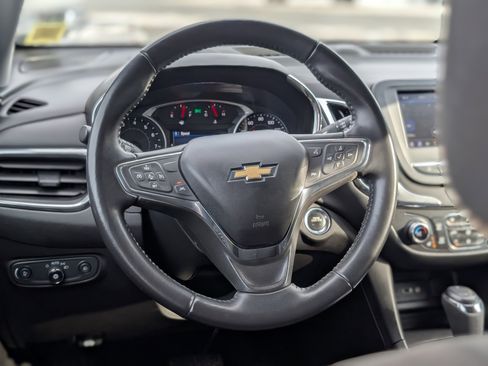 Used 2020 Chevrolet Equinox LT image 15