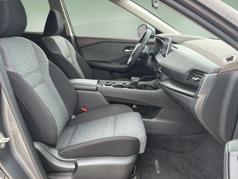 Certified 2023 Nissan Rogue SV AWD/4WD image 11