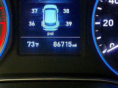 Used 2021 Hyundai Kona SE FWD image 15