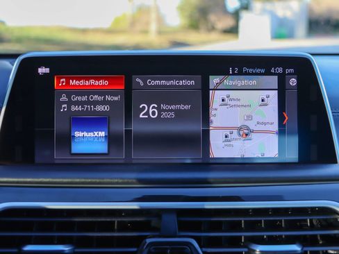 Used 2019 BMW 740i w/ Executive Package image 37