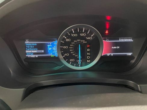 Used 2014 Ford Explorer XLT w/ Equipment Group 202A AWD/4WD image 31