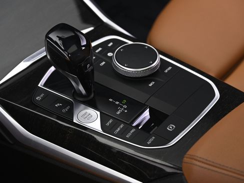 Used 2019 BMW 330i xDrive Sedan w/ Premium Package image 32