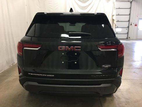 Used 2025 GMC Terrain Elevation image 5