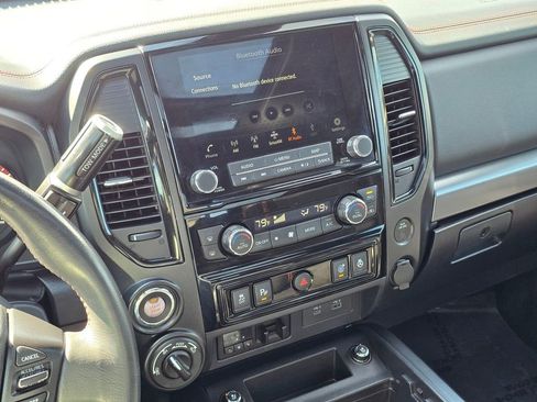 Used 2021 Nissan Titan PRO-4X w/ Pro-4x Convenience Package AWD/4WD image 30