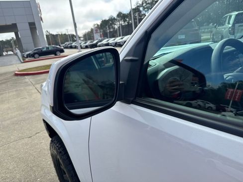 Used 2023 Toyota Tacoma SR image 13