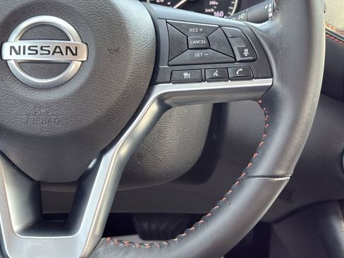 Used 2023 Nissan Sentra SR FWD image 12