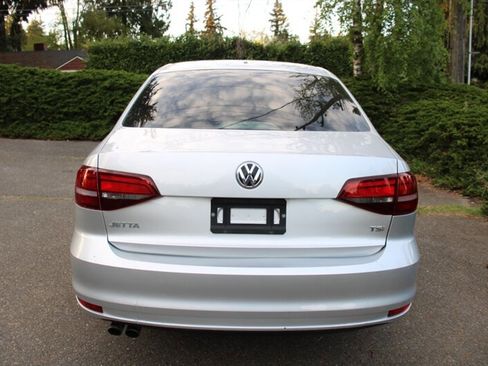 Used 2016 Volkswagen Jetta S FWD image 11