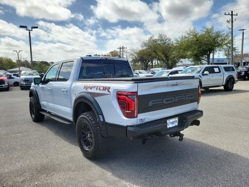 Used 2025 Ford F150 Raptor image 2