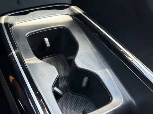 Certified 2023 Volkswagen ID.4 Pro RWD image 23