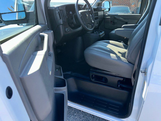 Used 2025 Chevrolet Express 2500 w/ Driver Convenience Package RWD image 30