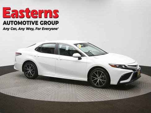 Used 2024 Toyota Camry SE FWD image 46