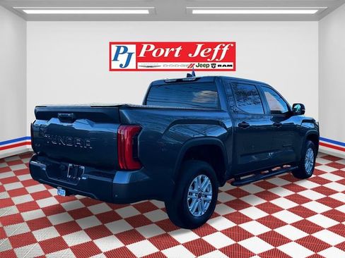Used 2024 Toyota Tundra SR5 w/ SR5 Convenience Package image 5