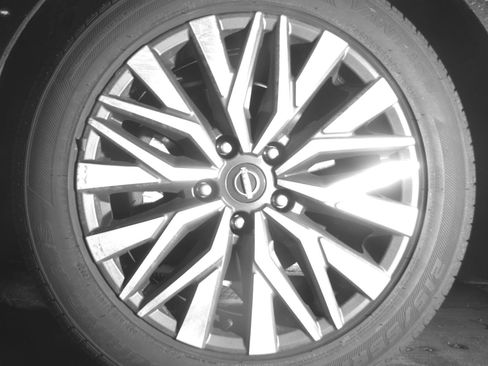 Used 2025 Nissan Altima 2.5 SV image 12