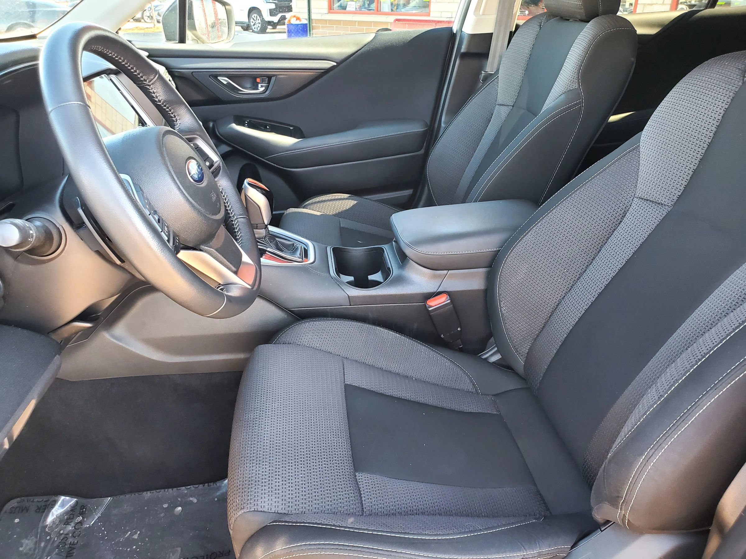 Used 2024 Subaru Outback Premium AWD/4WD image 10