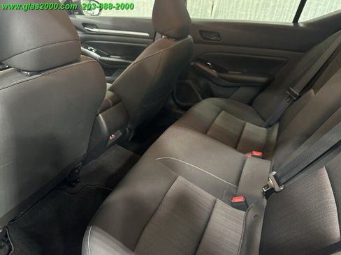 Used 2023 Nissan Altima 2.5 SV AWD/4WD image 9