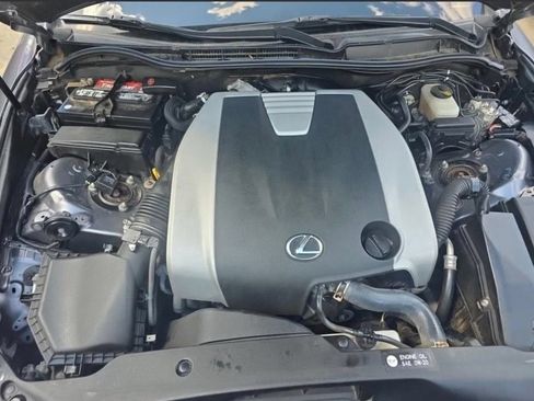 Used 2016 Lexus IS 300 AWD w/ Premium Package image 5