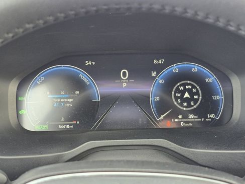 Used 2025 Toyota RAV4 XSE w/ Advanced Technology Package AWD/4WD image 15