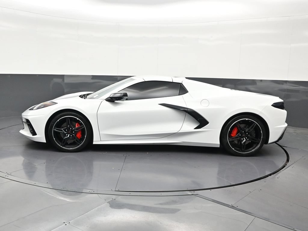 Used 2024 Chevrolet Corvette Stingray Preferred Conv w/ Stealth Interior Trim Package RWD image 2