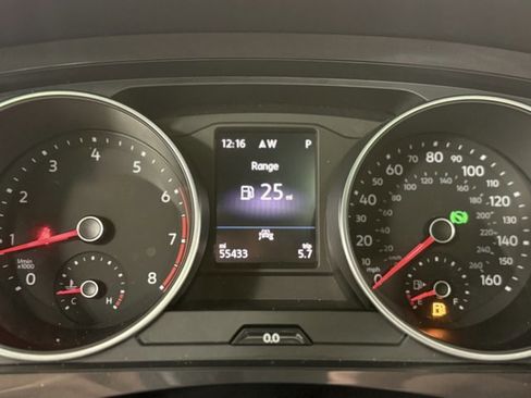 Used 2021 Volkswagen Tiguan SE R-Line AWD/4WD image 17