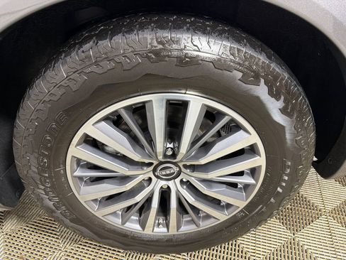 Used 2021 Nissan Armada SL w/ Captain's Chairs Package image 22