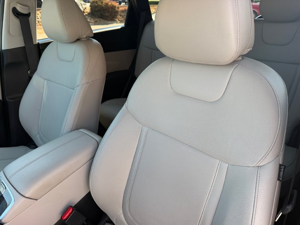 Certified 2025 Hyundai Tucson SEL FWD image 13