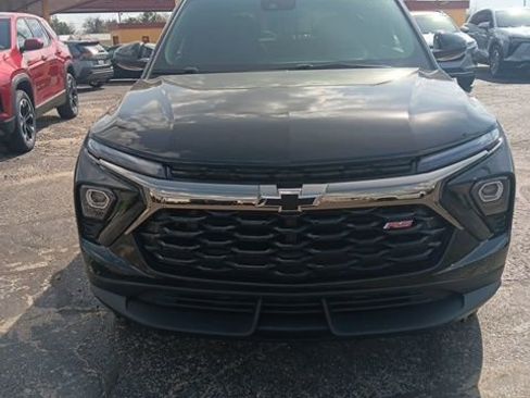 New 2026 Chevrolet TrailBlazer RS w/ Convenience Package AWD/4WD image 2
