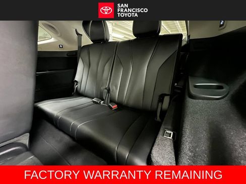 Used 2024 Acura MDX SH-AWD w/ Advance Package image 17