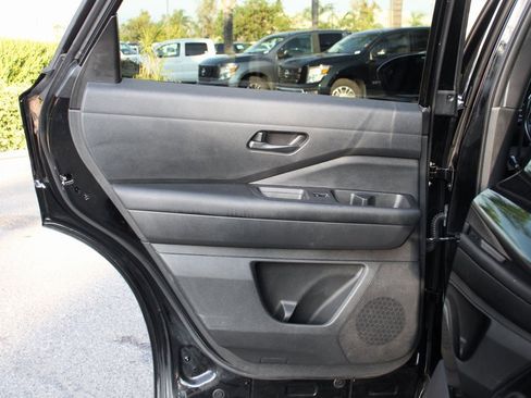 Used 2023 Nissan Pathfinder Rock Creek image 30