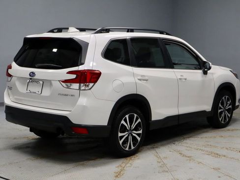 Used 2023 Subaru Forester Limited AWD/4WD image 14