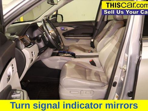 Used 2017 Honda Pilot Touring image 24