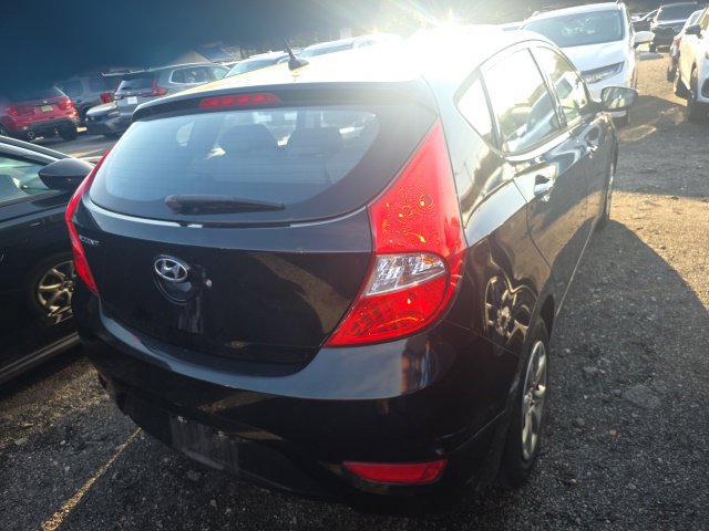 Used 2013 Hyundai Accent GS FWD image 10