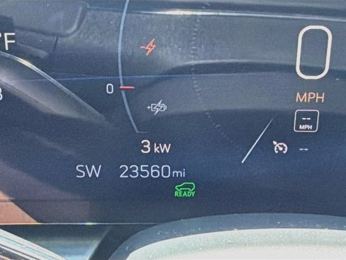 Used 2024 Cadillac Lyriq Tech RWD image 40