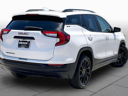 Used 2023 GMC Terrain SLE w/ Driver Convenience Package FWD image 12
