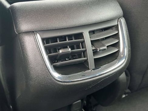 Used 2024 Chevrolet Malibu LT FWD image 19