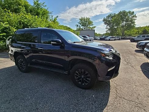 Used 2020 Lexus GX 460 Premium w/ Premium Package AWD/4WD image 10