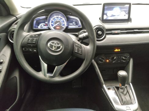 Used 2018 Toyota Yaris iA image 22