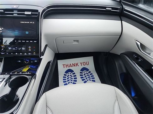 Certified 2024 Hyundai Tucson Limited image 10