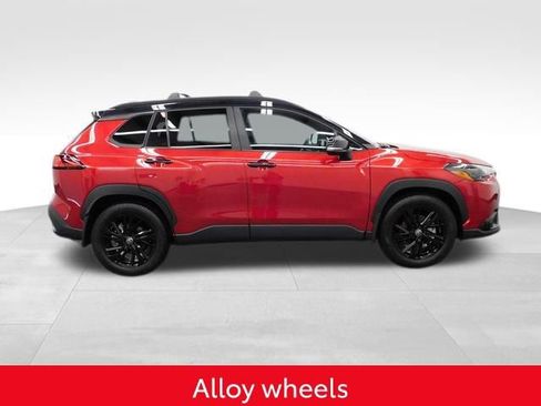 Used 2025 Toyota Corolla Cross AWD Hybrid image 14