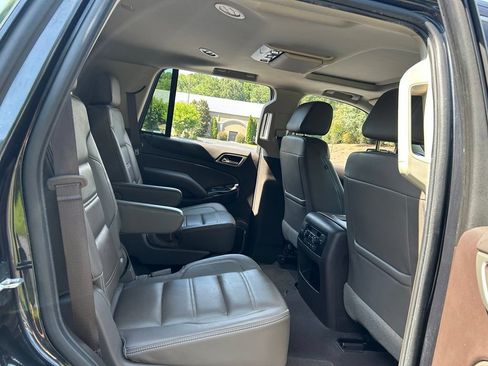 Used 2020 GMC Yukon Denali w/ Denali Premium Package RWD image 51