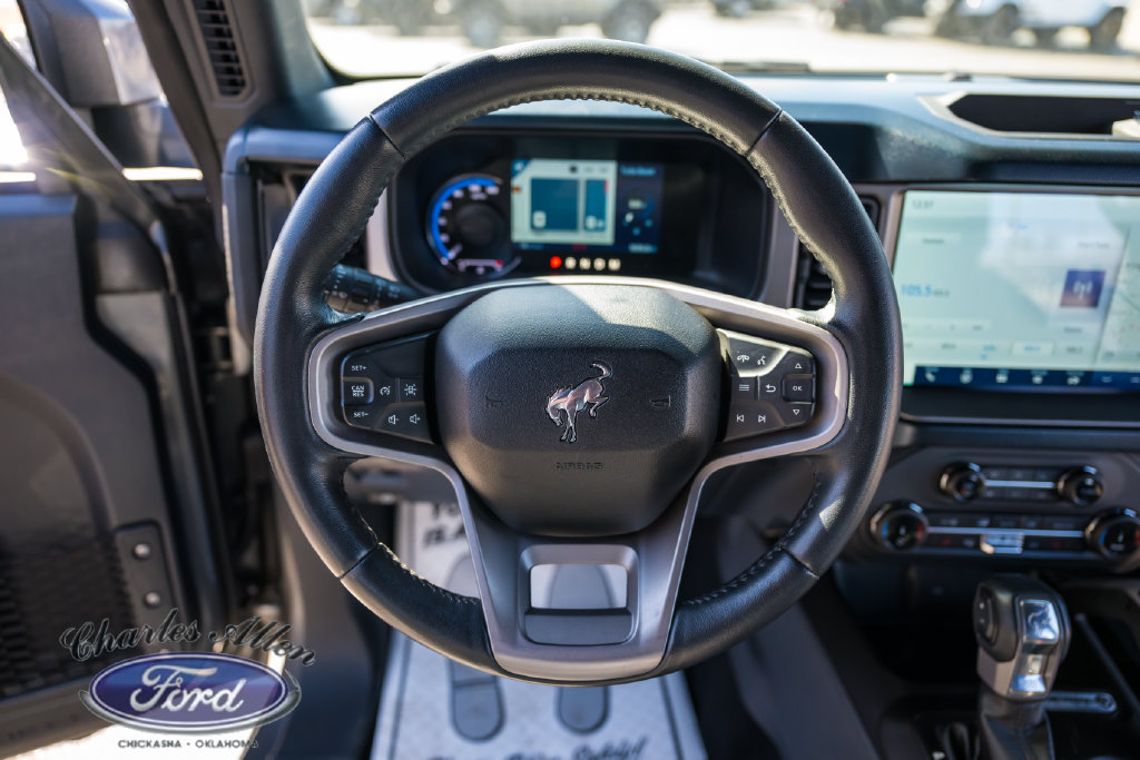 Used 2022 Ford Bronco Outer Banks AWD/4WD image 12