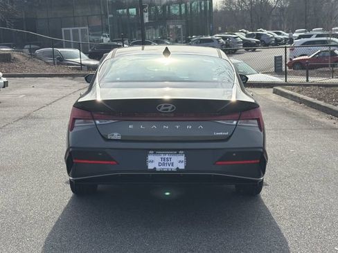 New 2026 Hyundai Elantra Limited image 6